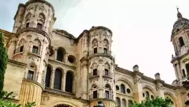 La Catedral de Málaga: La Manquita y su Belleza